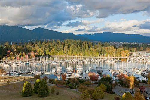 Lord Stanley Suites On The Park Vancouver Eksteriør billede